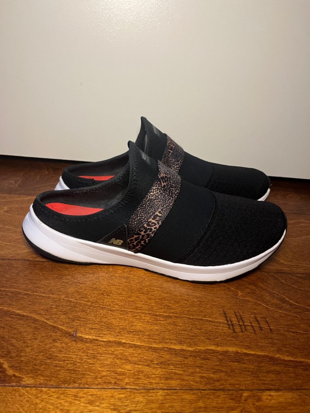 New Balance DynaSoft Nergize Mule v3 Black/Animal Print - Picture 3 of 3